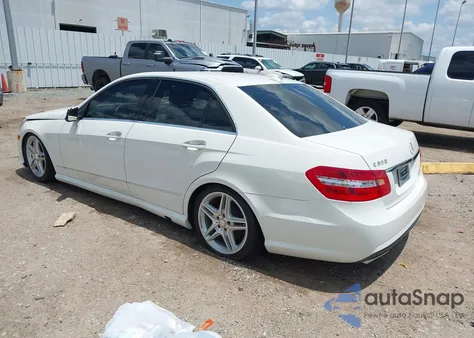 2011 Mercedes-Benz E 550 из США, поврежденный, VIN WDDHF7CB9BA280544